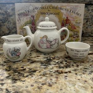 Vintage Wedgwood Children’s teas set